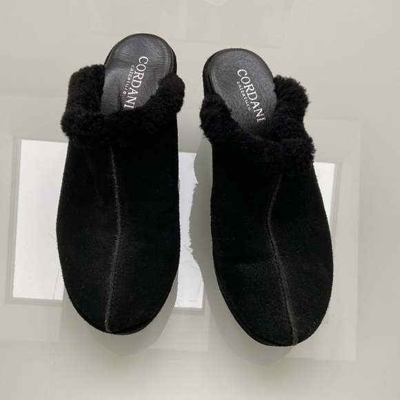 Black clogs & Mules - Picture 2 of 3